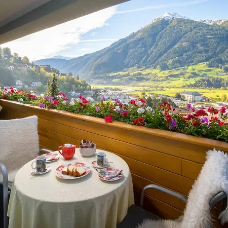 Sonnenhang * מטרי אין אוסטירול